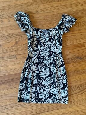 Urban Outfitters Black & White Floral Square-Neck Mini Dress